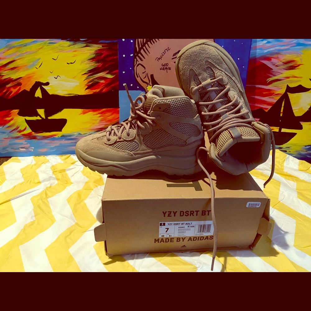 Yeezy Desert Boots (Rock)